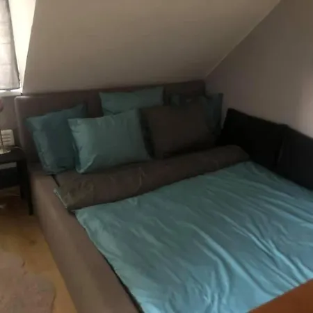 Oktogon Studio Apartment *
